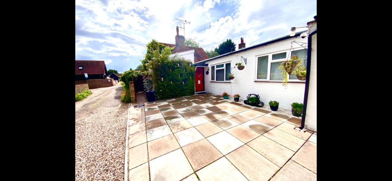 Villa The Old Barn Little Wing Amersham Exterior foto